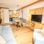 Apartment 77 - 36 *